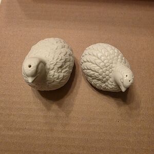 Royal Norfolk Cream Turkey Salt and Pepper Shakers
